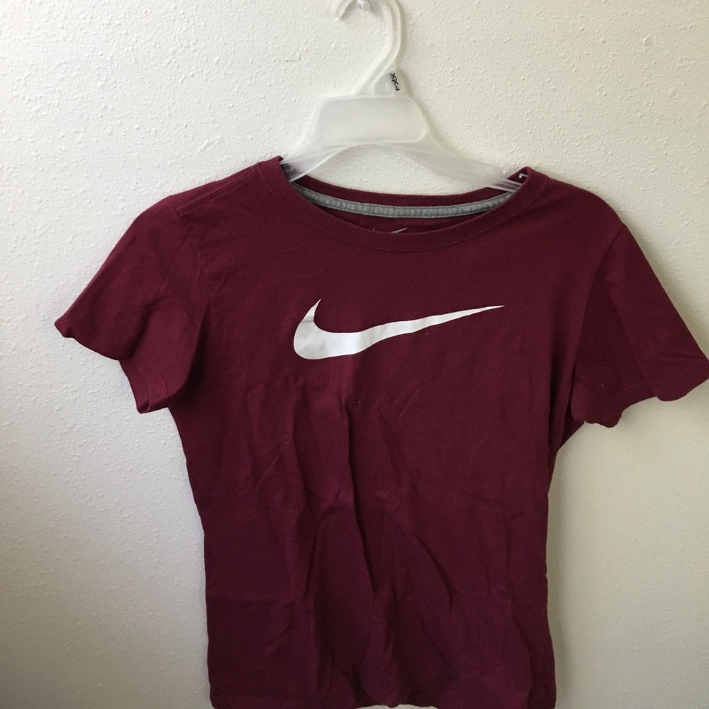 Nike tee